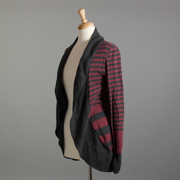 Urban Outfitters Other - [Urban Outfitters] Silence + Noise cardigan